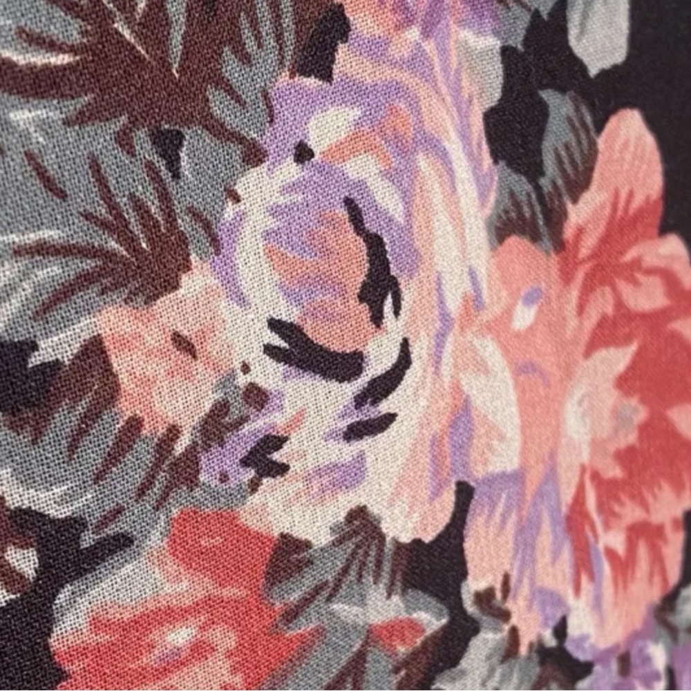 •Blouse cami - Picture 5 of 8